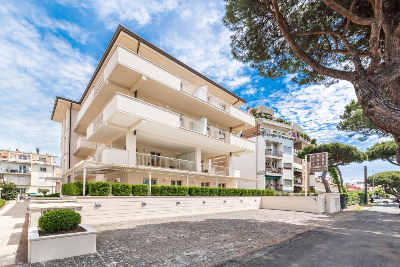 Hotel & Residence Exclusive Marina Di Carrara Exteriör bild